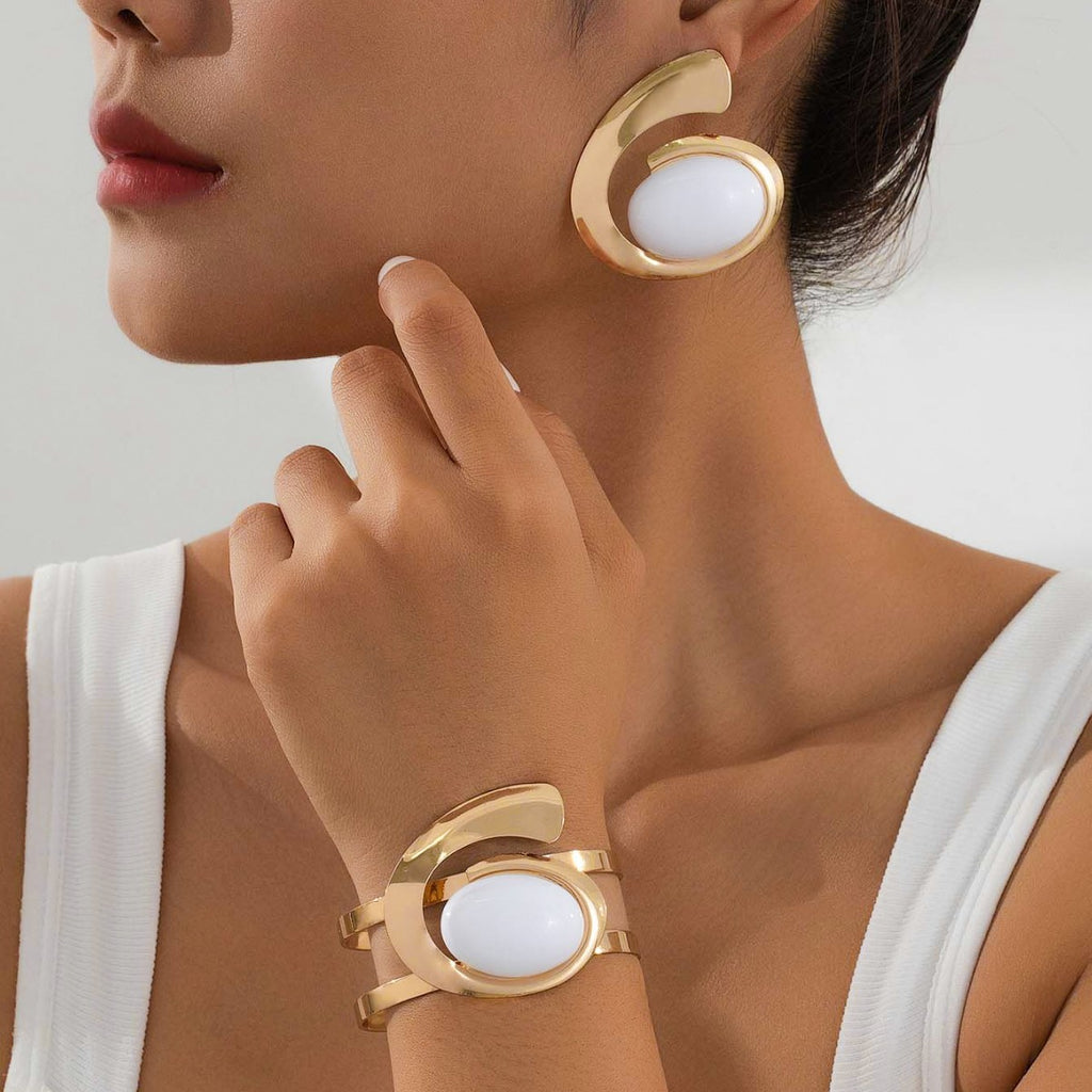 Exaggerated Geometric Trend Irregular Retro Circle Stud Earrings