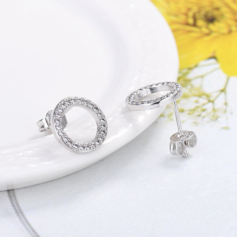 Round classic circle earrings