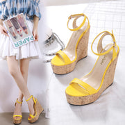 Elegant Buckle Toe Sandals