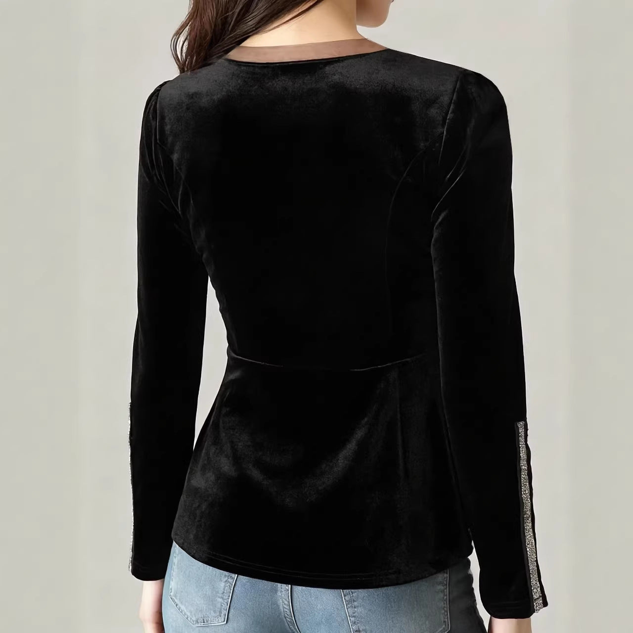 Black Velvet V-neck Figure-hugging Cinched-waist Top
