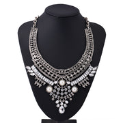Alloy Diamond-style Crystal Necklace