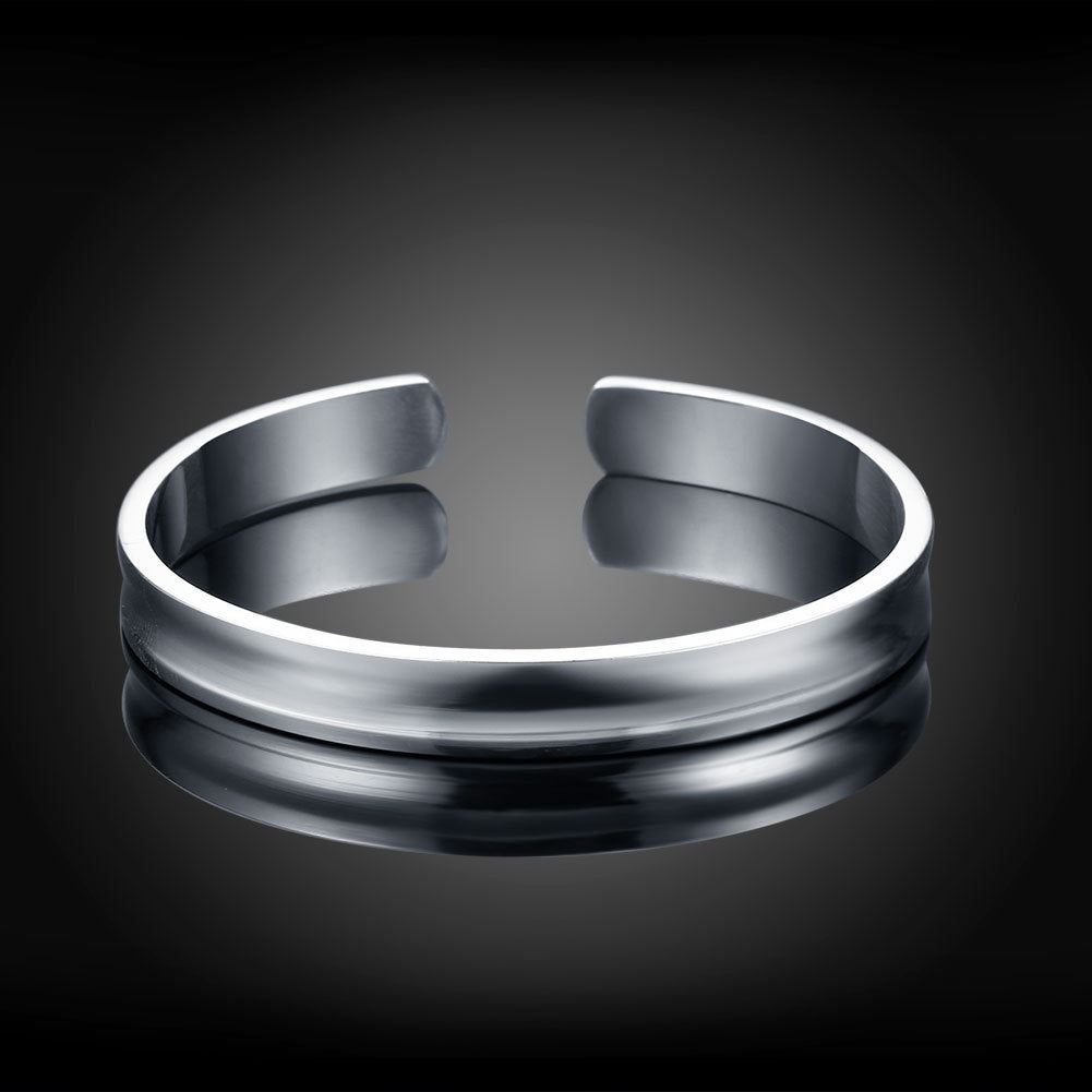 Silver color Smooth Round Bracelet