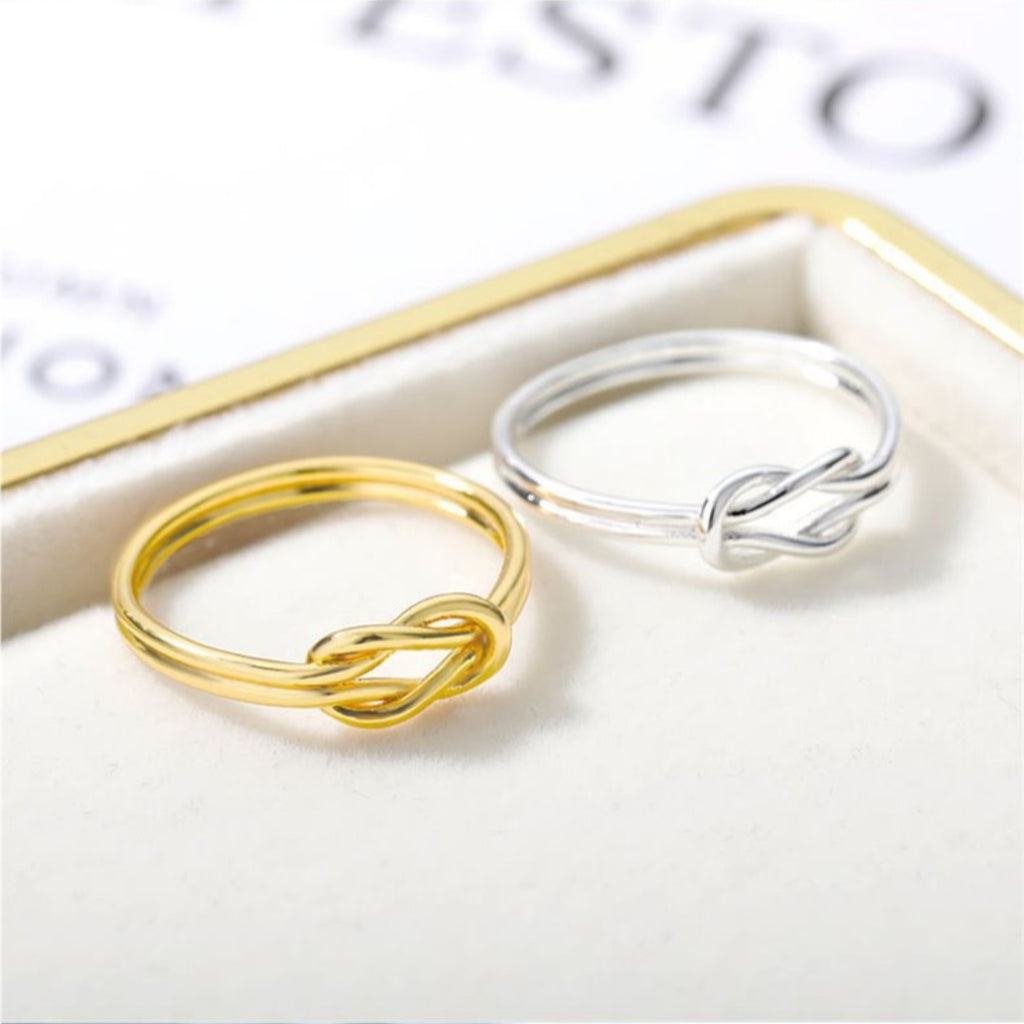 Cross Wrap Classic Ring