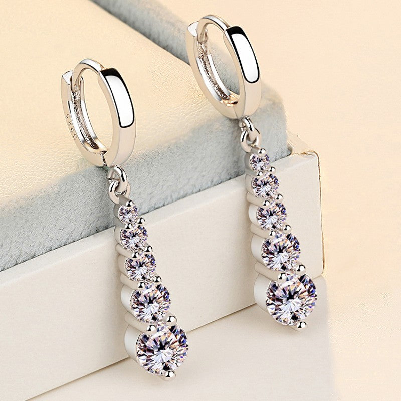 Silver-plated Classic Drop Diamonds-style Earrings
