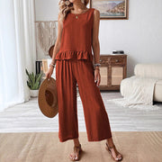 Chic Sleeveless Top & Capri Pants Set