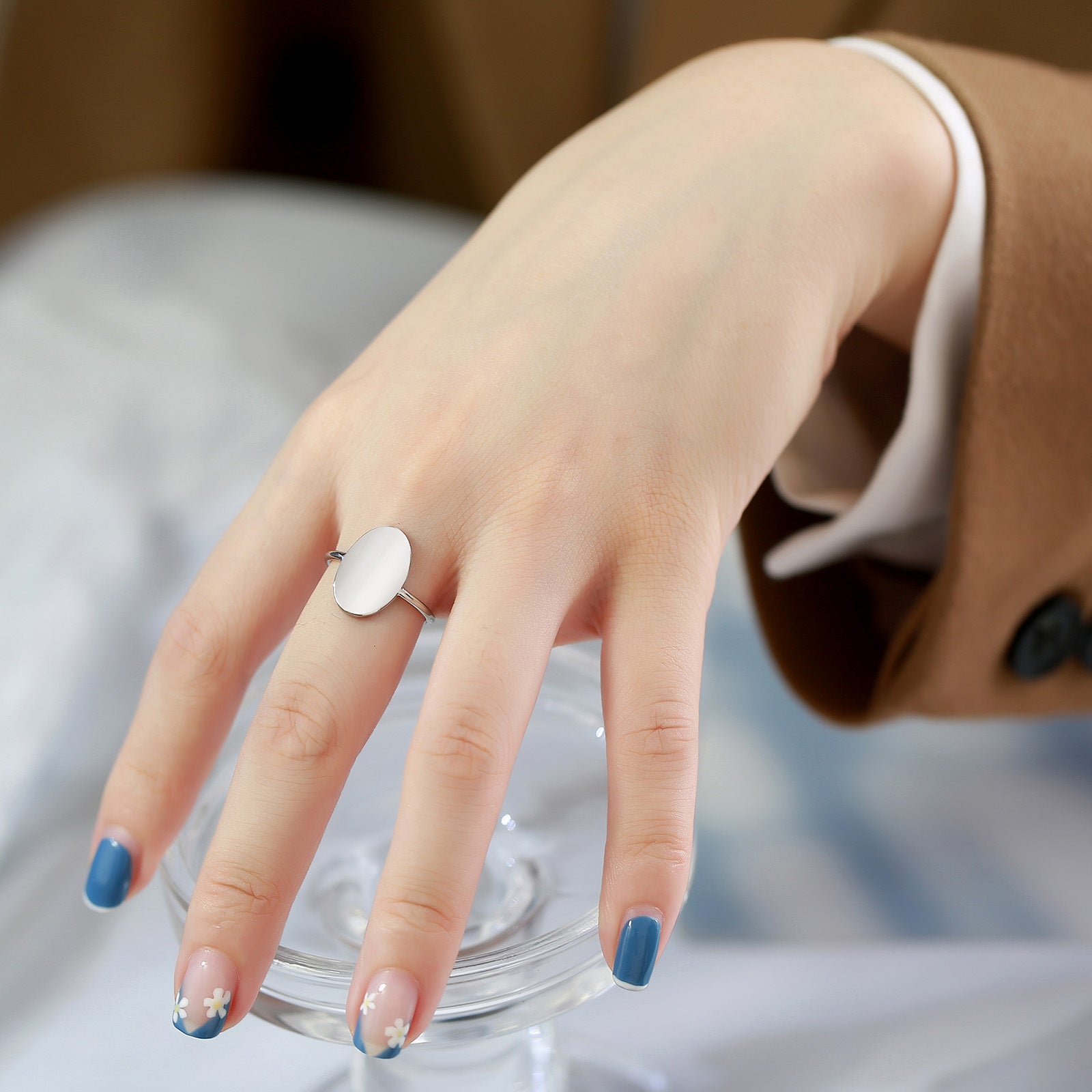 Minimal Oval Signet Ring