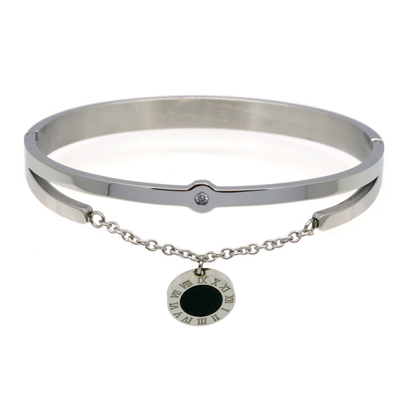 Metal Numbers Rome Fringed Classic Bracelet