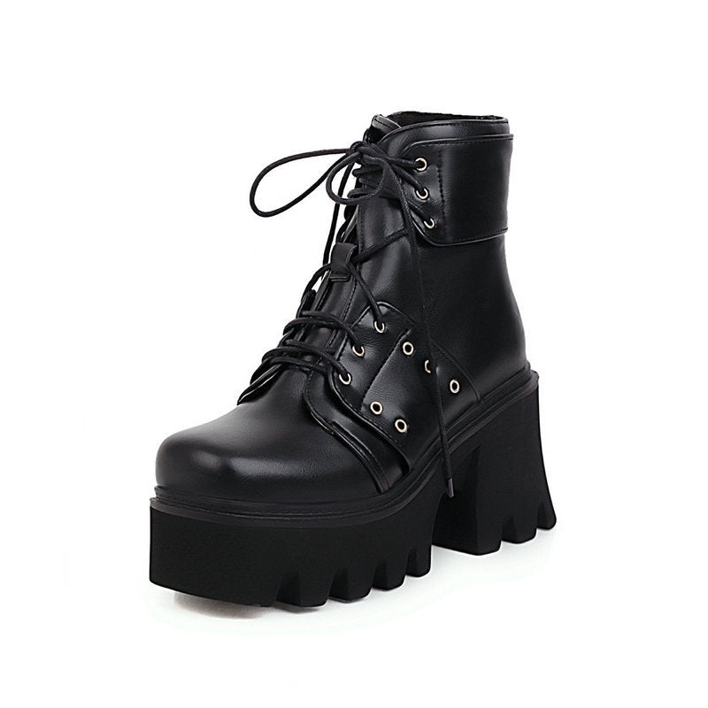 Edgy Rivet Round Toe Ankle Boots