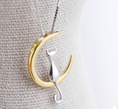 The cat necklace