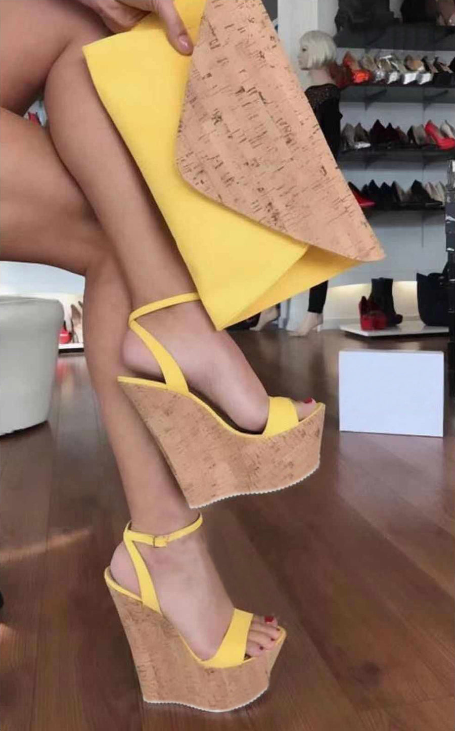 Elegant Buckle Toe Sandals