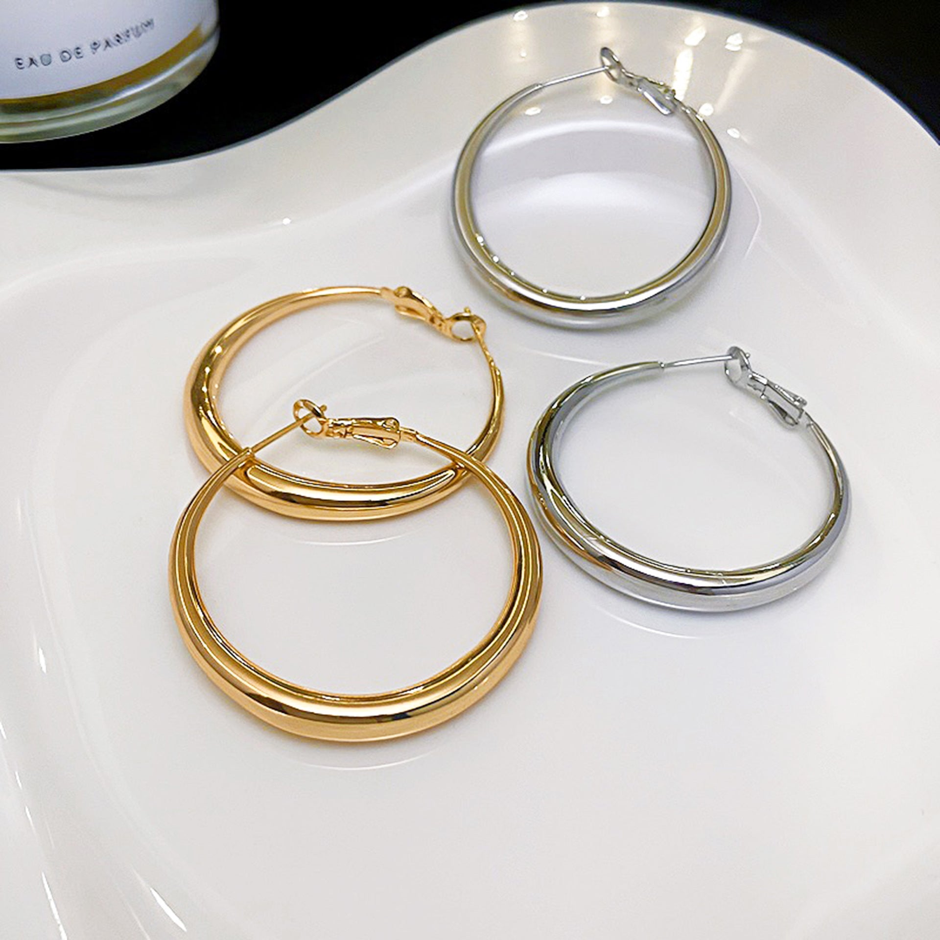 Exaggerated Cool Temperamental Big Circle Earrings