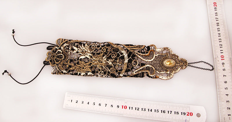 Sexy Vintage gold lace glove