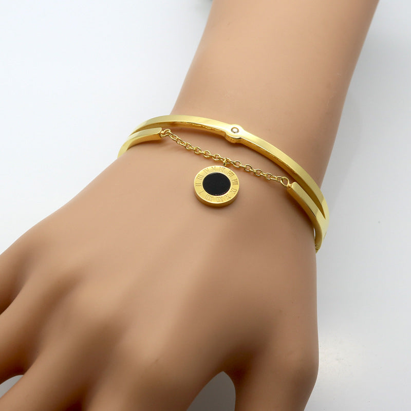 Metal Numbers Rome Fringed Classic Bracelet