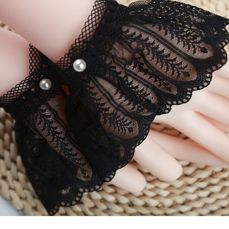 Chic Lace Cutout Crochet Gloves