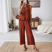 Chic Sleeveless Top & Capri Pants Set