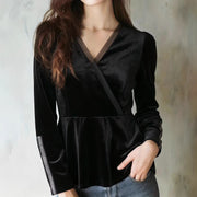 Black Velvet V-neck Figure-hugging Cinched-waist Top