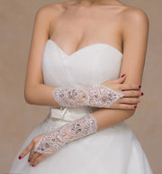 Elegant Lace Rhinestone Gloves