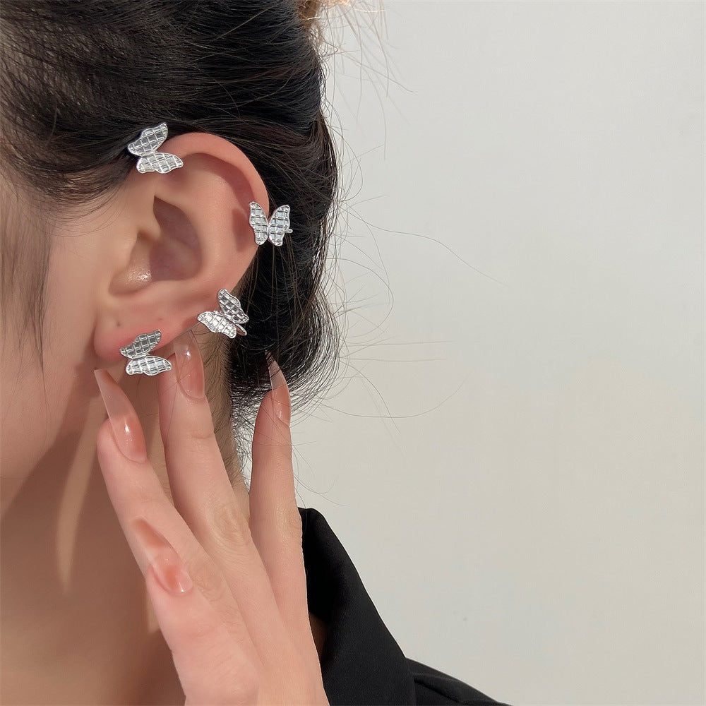 Butterfly Desuign Earrings Without Pierced Diamonds