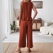 Chic Sleeveless Top & Capri Pants Set