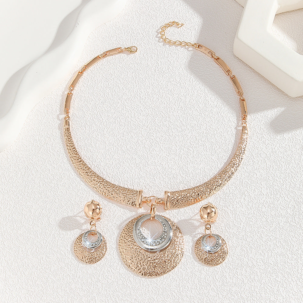 Classic Metal Circle Necklace And Earrings Set