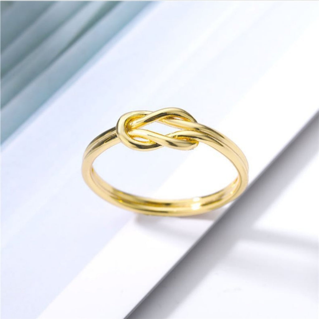 Cross Wrap Classic Ring