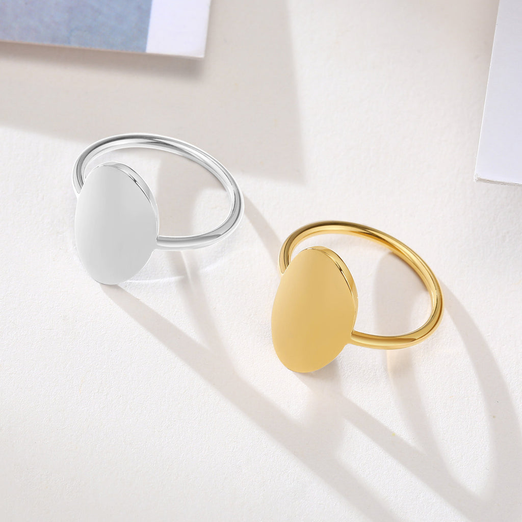 Minimal Oval Signet Ring