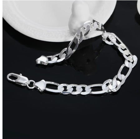Cool Curb Cuban Chain Gold
