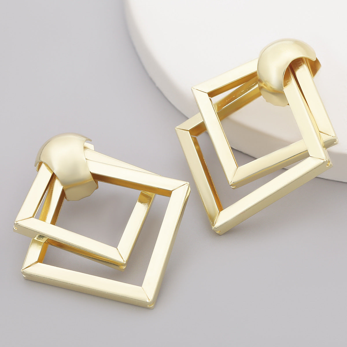 Retro Metallic Stylish Earrings