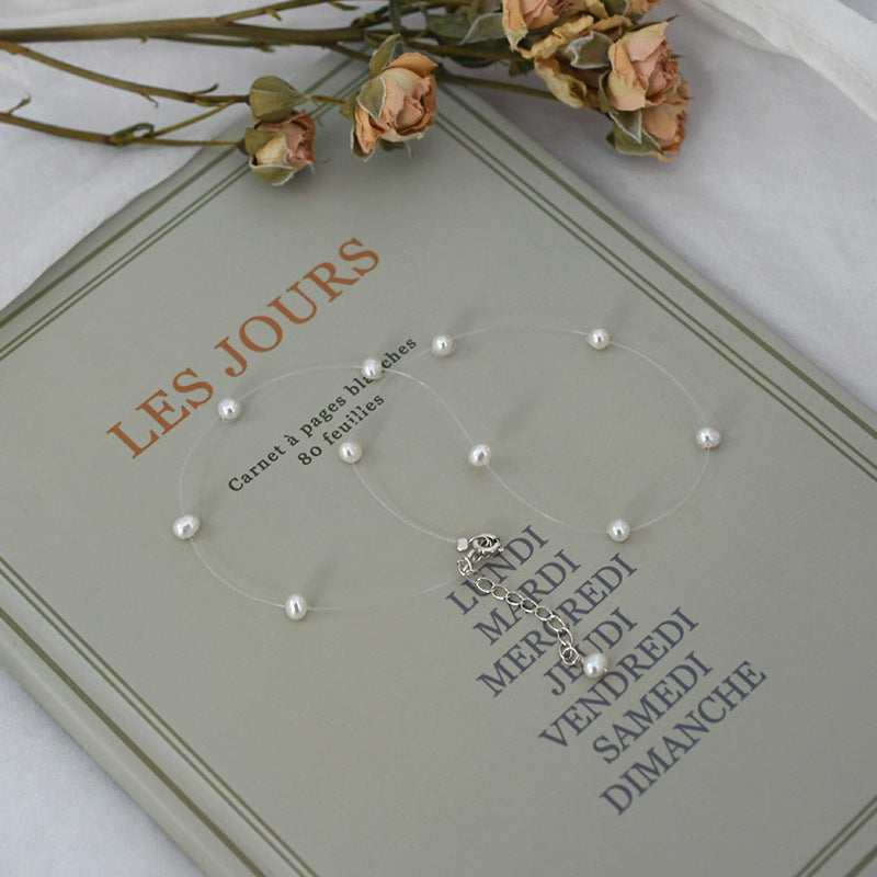 Water Short Gentle Necklace with Invisible Line