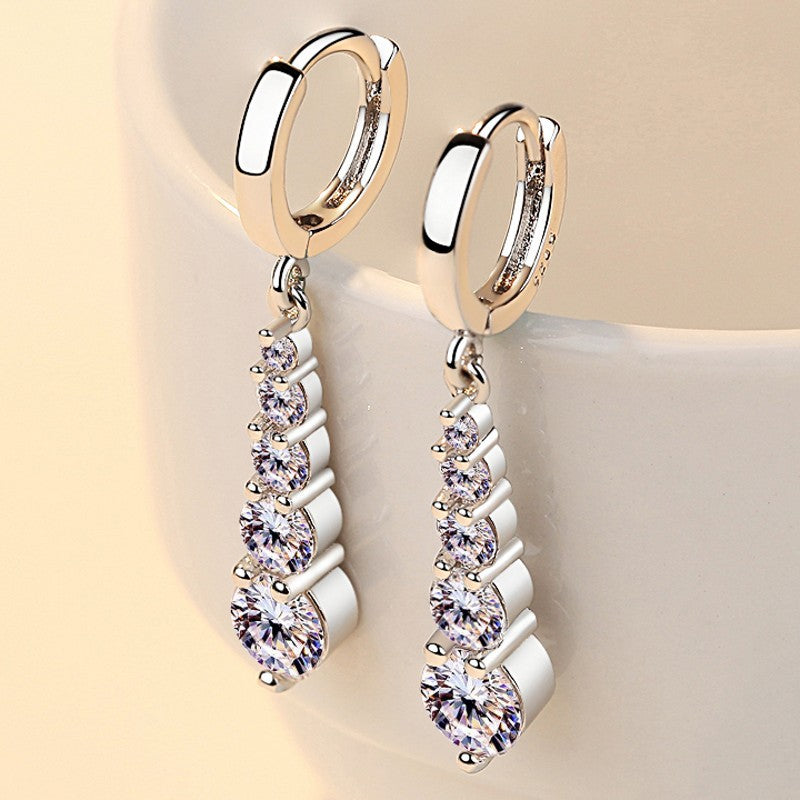Silver-plated Classic Drop Diamonds-style Earrings