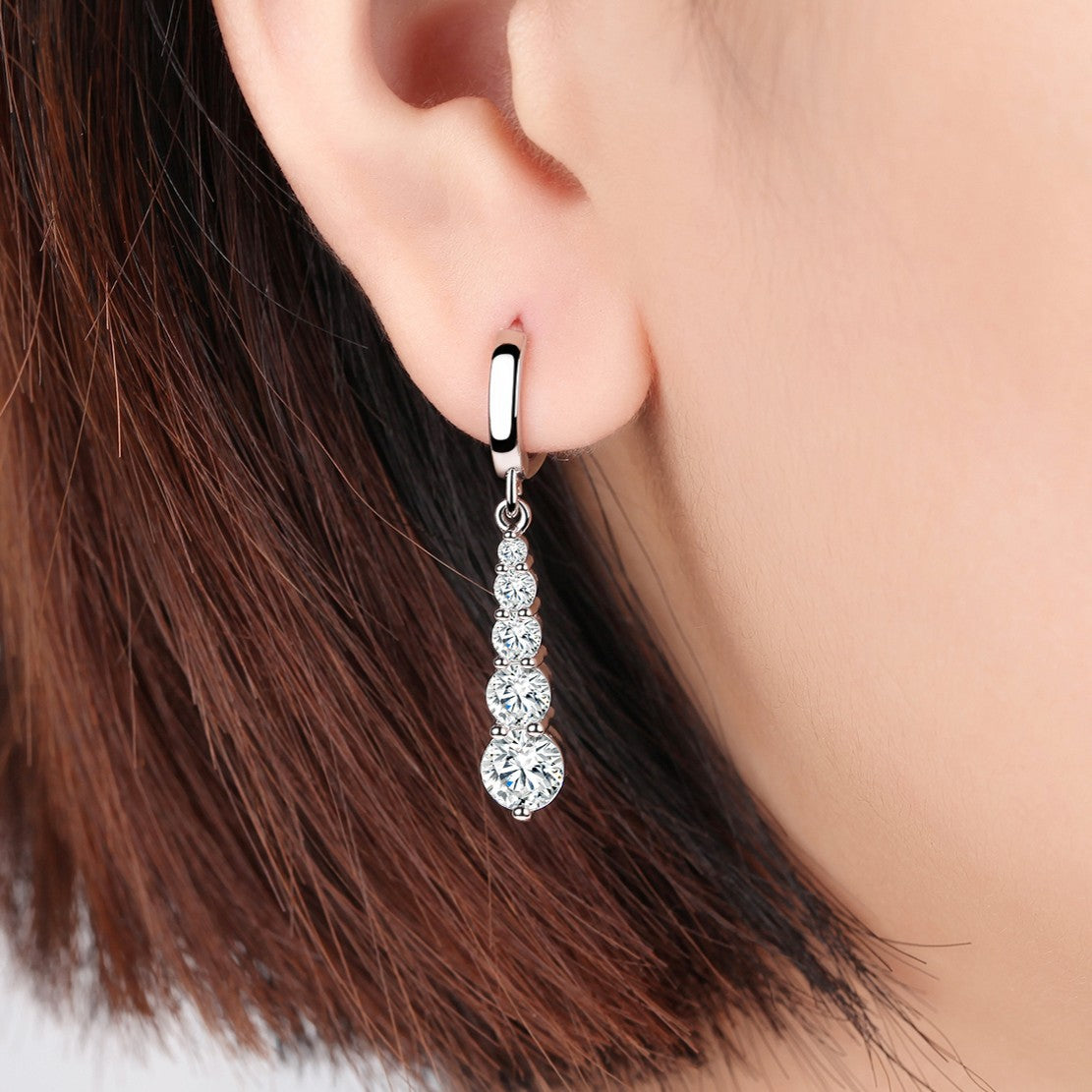 Silver-plated Classic Drop Diamonds-style Earrings