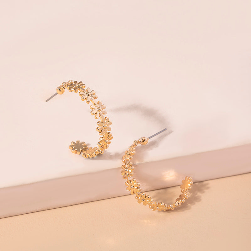 Korean Cool Daisy Statement Stud Earrings