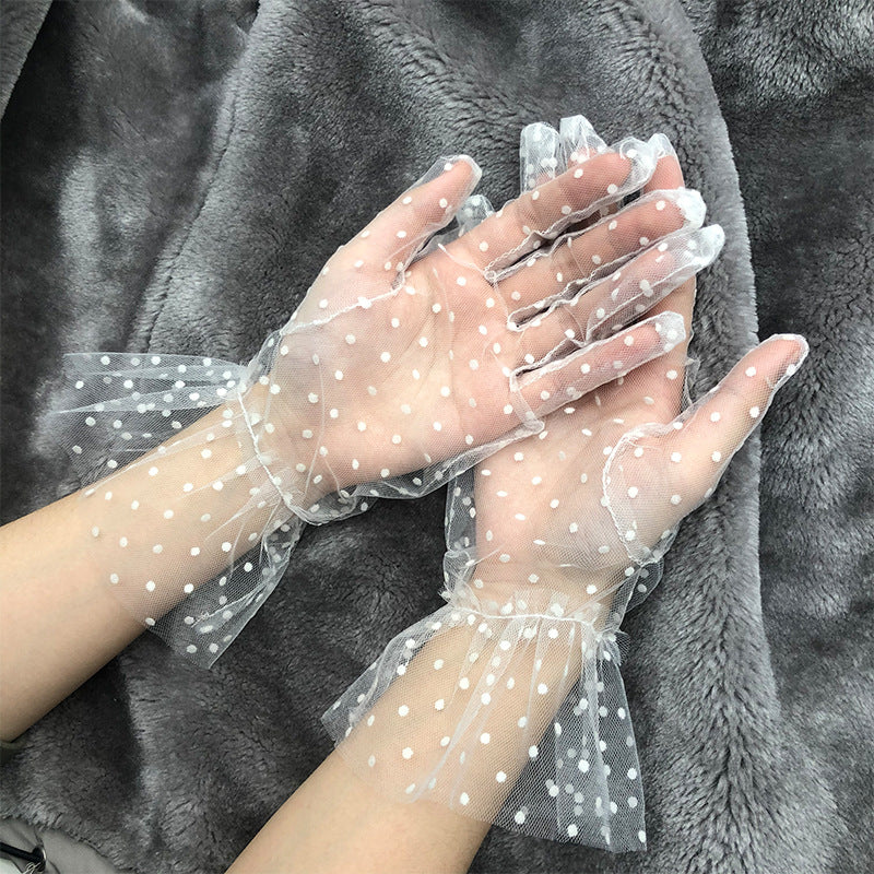 Classic Lace Gloves