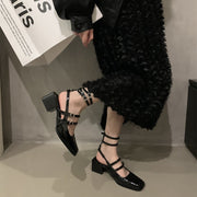 Chic Black Chunky Heel Heels