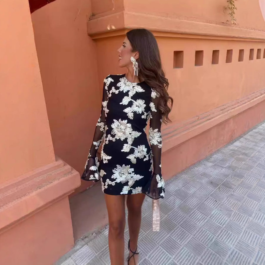 Sexy Slim Flowers Mesh Bell-sleeved Dress